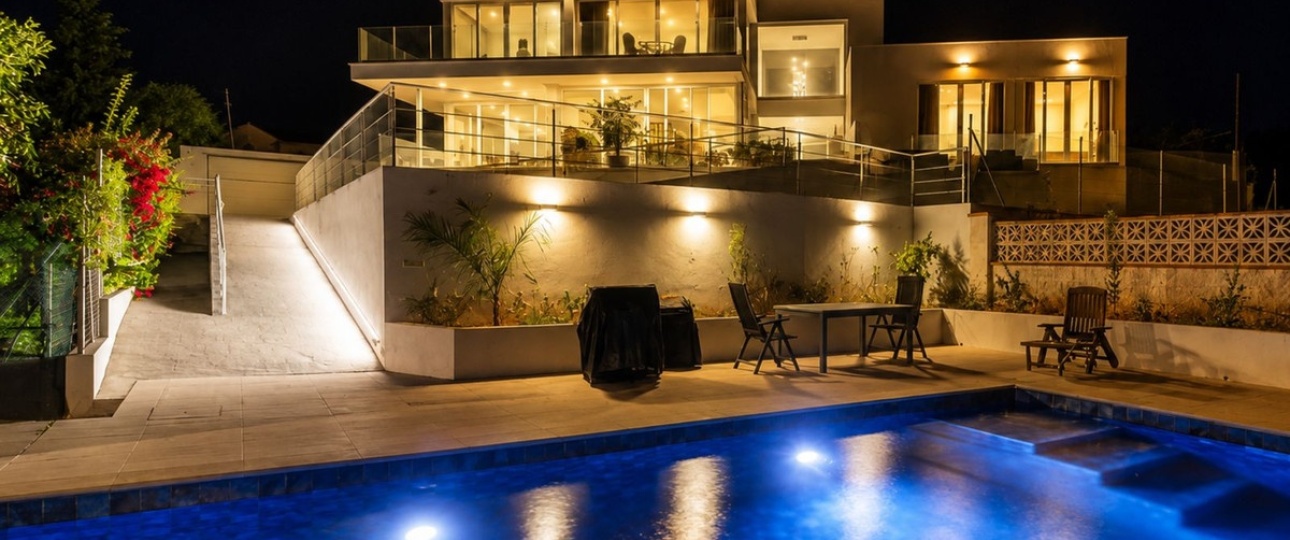 Rynek wtórny - Villa - Estepona - Estepona Centro