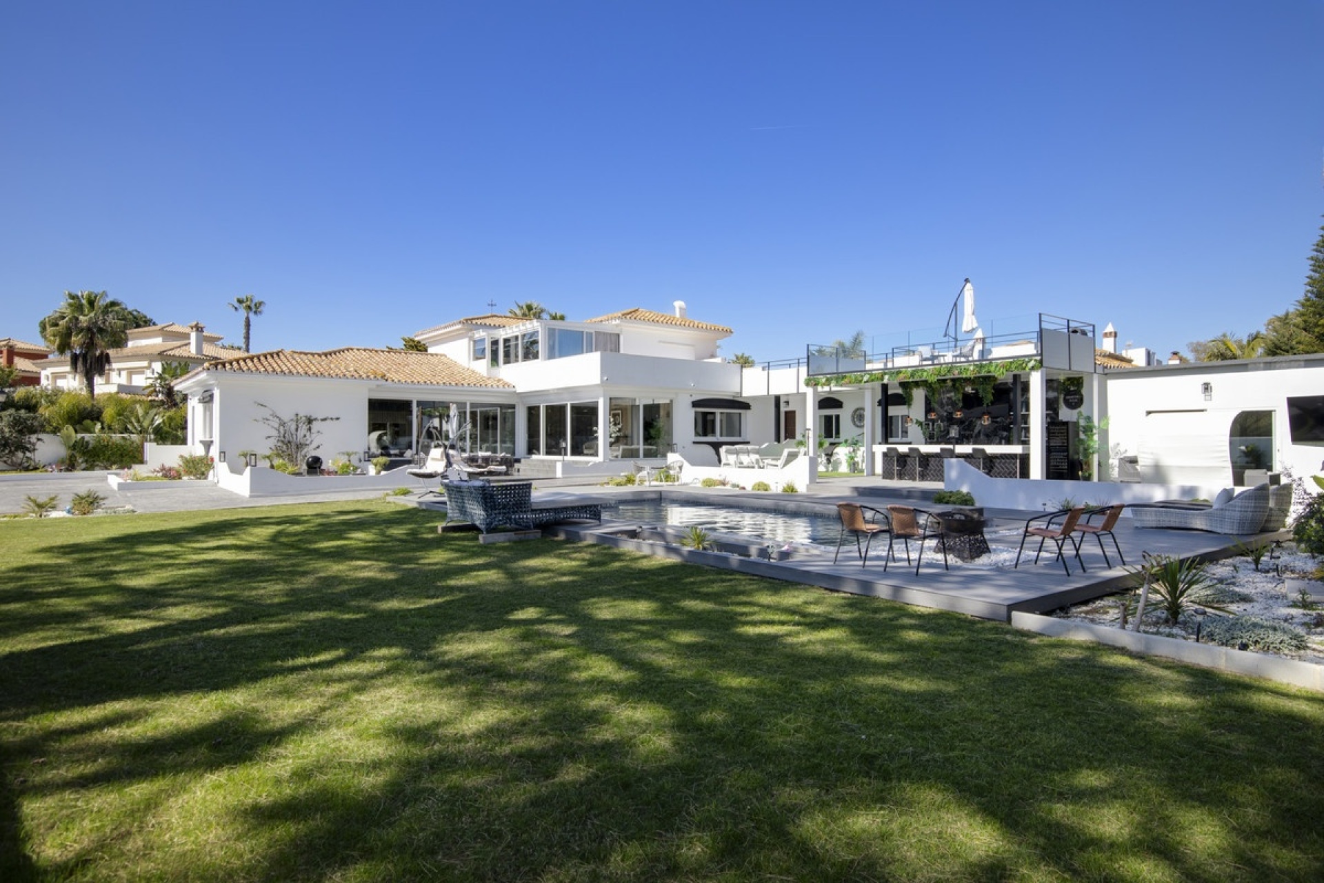 Rynek wtórny - Villa - Estepona - Estepona Centro