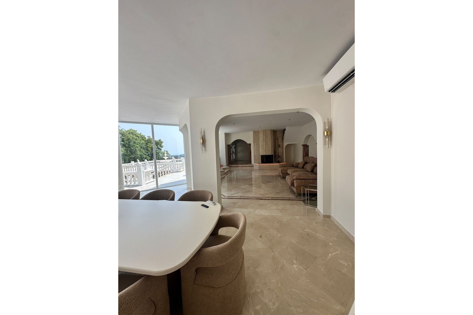 Rynek wtórny - Villa - Estepona - Estepona Centro