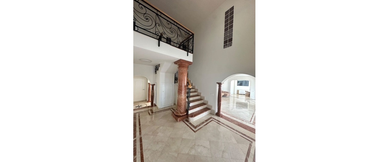 Rynek wtórny - Villa - Estepona - Estepona Centro