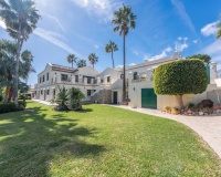 Rynek wtórny - Villa - Estepona - Estepona Centro
