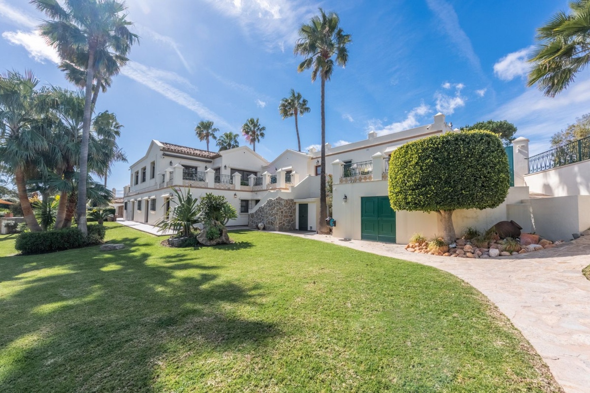 Rynek wtórny - Villa - Estepona - Estepona Centro
