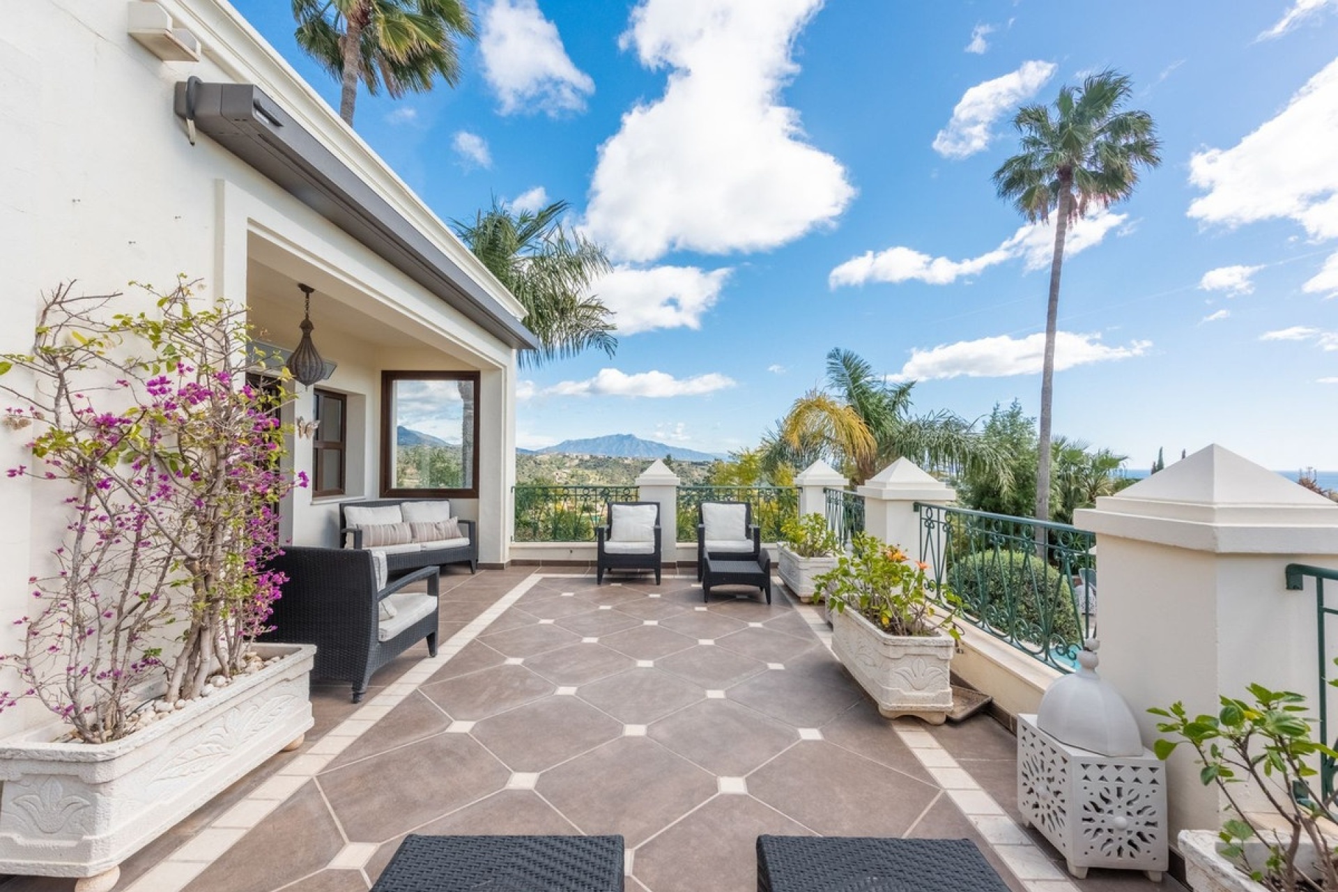 Rynek wtórny - Villa - Estepona - Estepona Centro