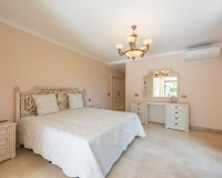 Rynek wtórny - Villa - Estepona - Estepona Centro