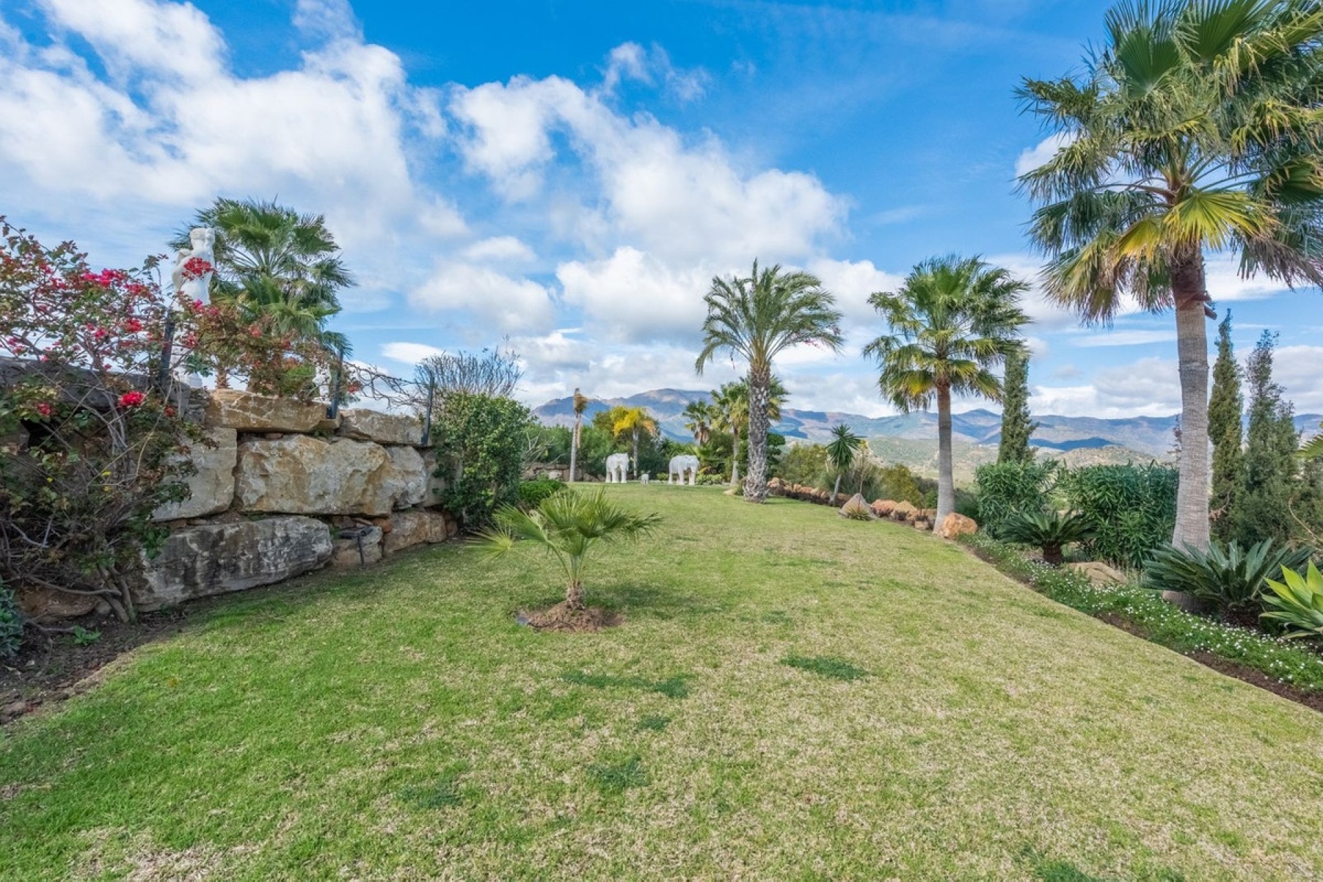 Rynek wtórny - Villa - Estepona - Estepona Centro