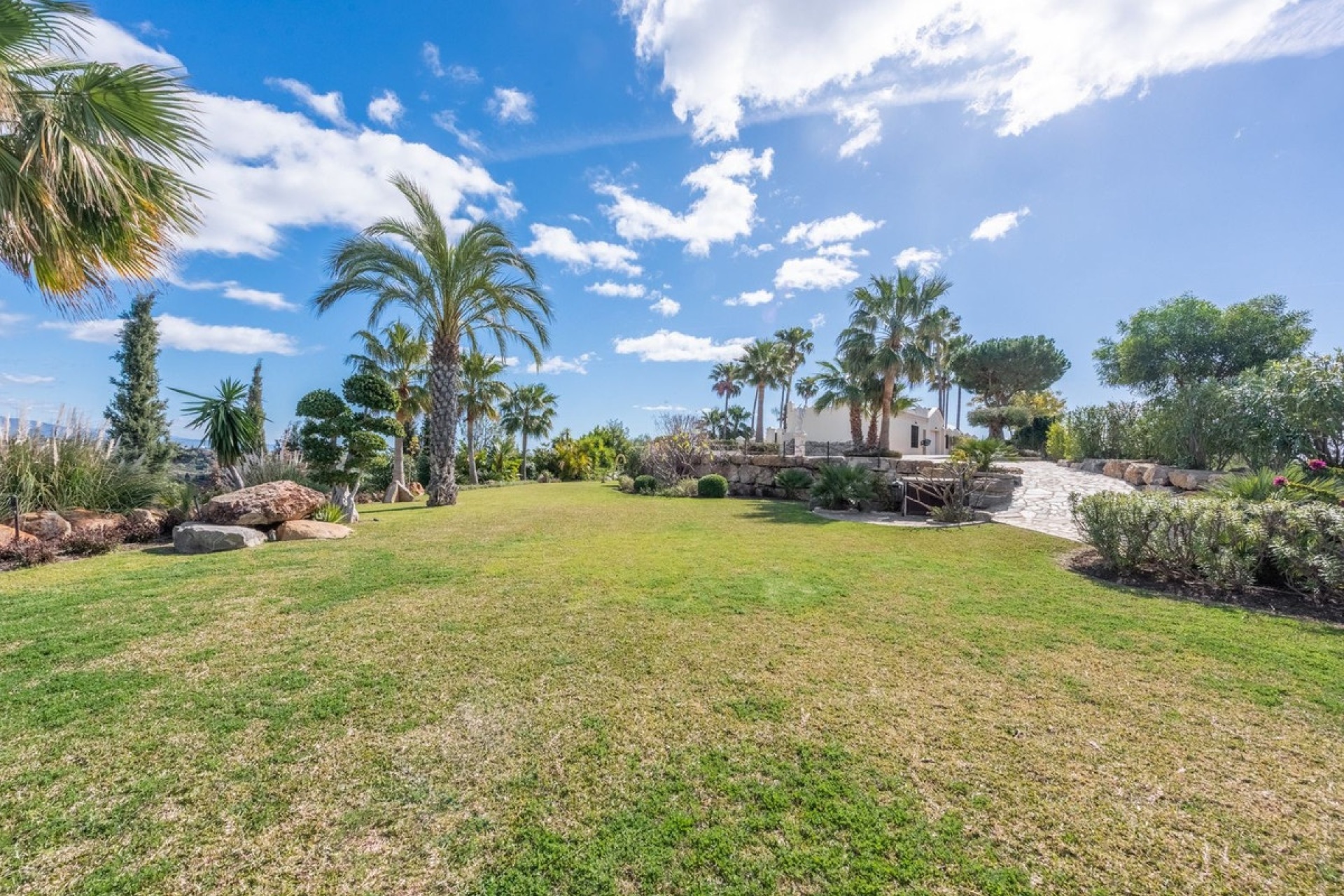 Rynek wtórny - Villa - Estepona - Estepona Centro