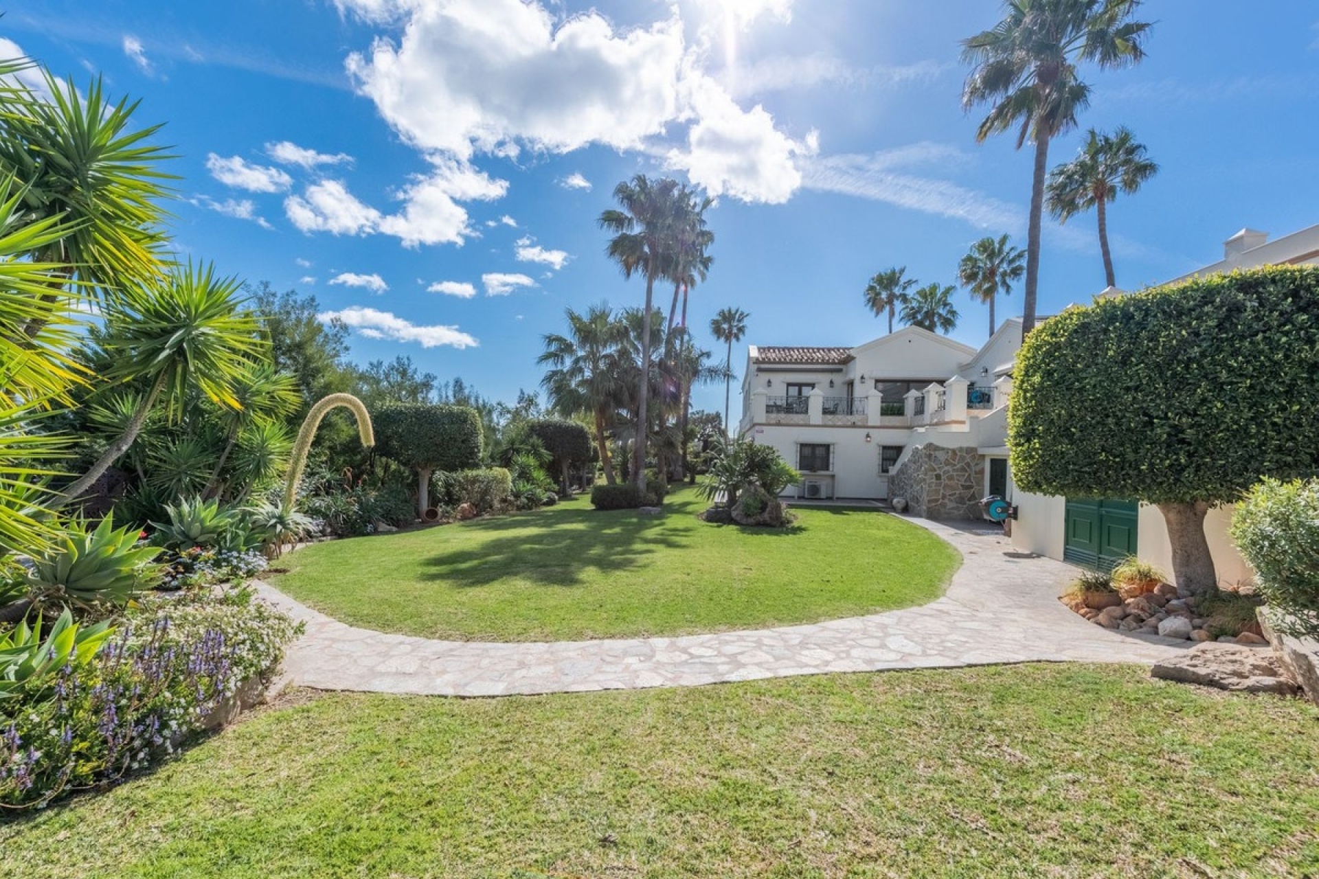 Rynek wtórny - Villa - Estepona - Estepona Centro