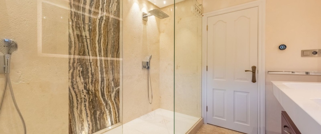 Rynek wtórny - Villa - Estepona - Estepona Centro