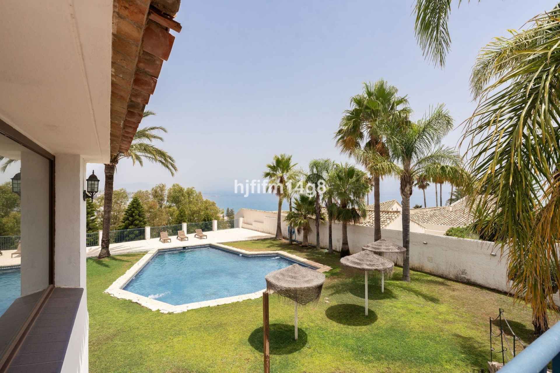 Rynek wtórny - Villa - Estepona - Estepona Centro