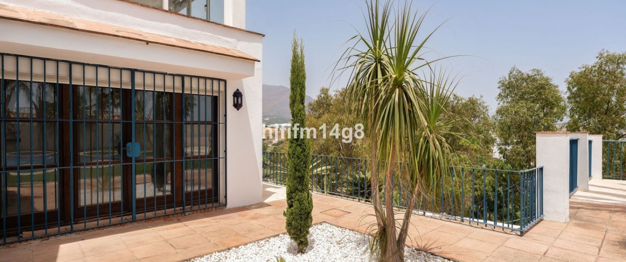 Rynek wtórny - Villa - Estepona - Estepona Centro