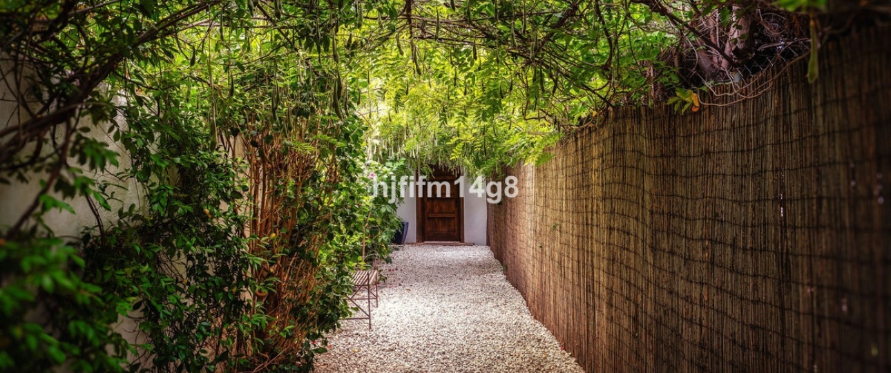 Rynek wtórny - Villa - Estepona - Estepona Centro