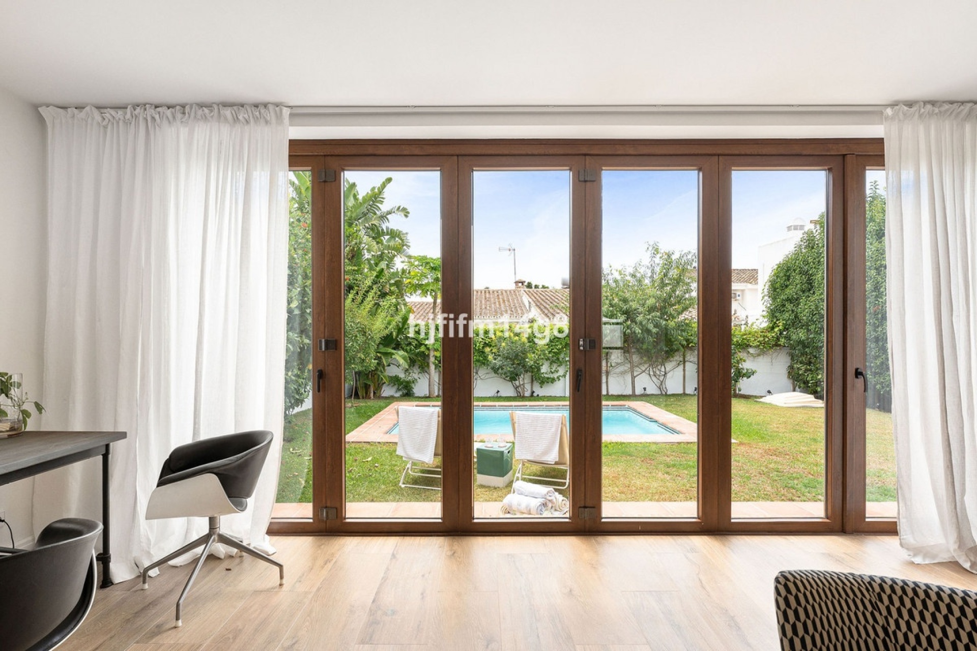 Rynek wtórny - Villa - Estepona - Estepona Centro