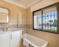 Rynek wtórny - Villa - Estepona - Estepona Centro