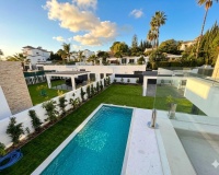 Rynek wtórny - Villa - Estepona - Estepona Centro