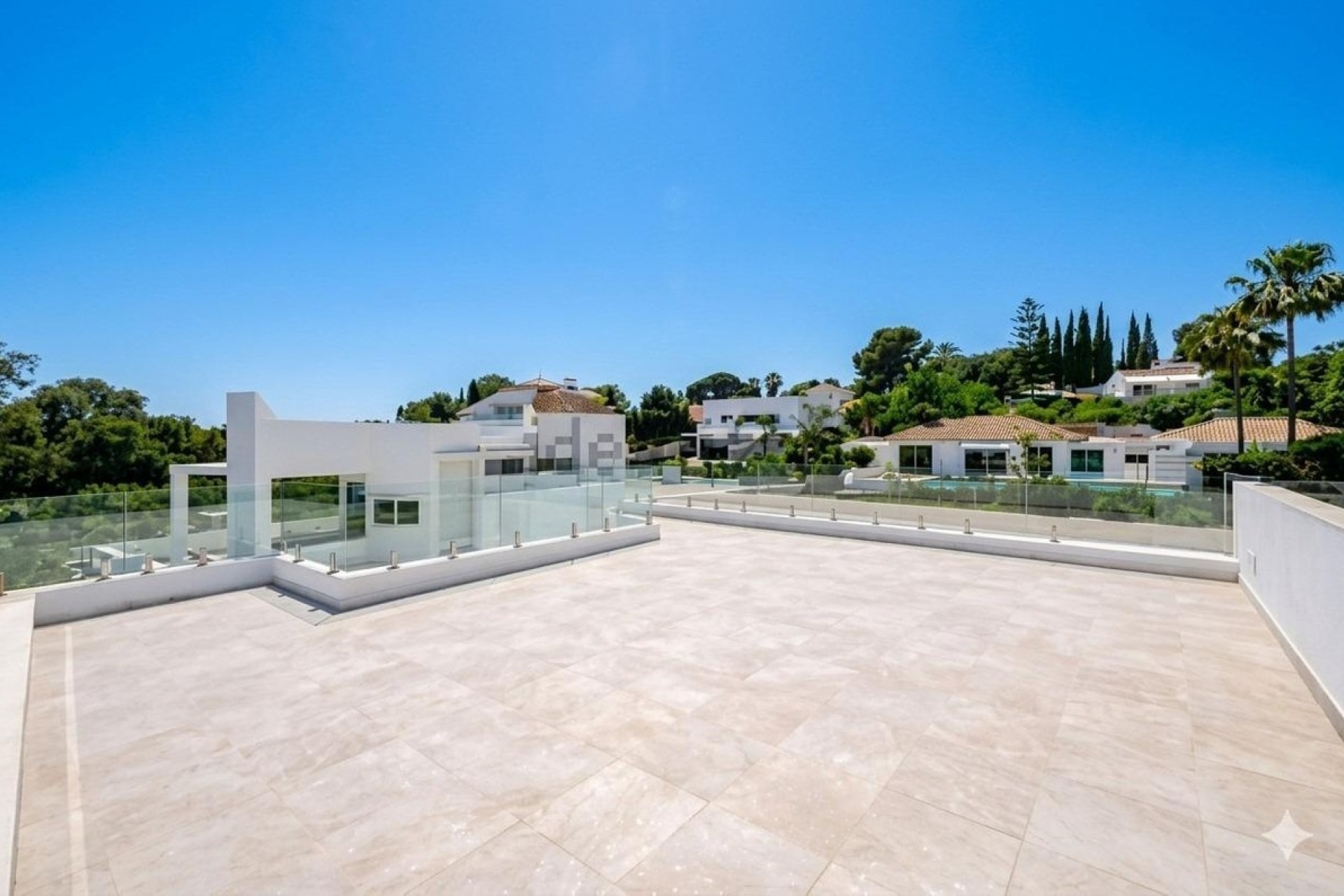 Rynek wtórny - Villa - Estepona - Estepona Centro