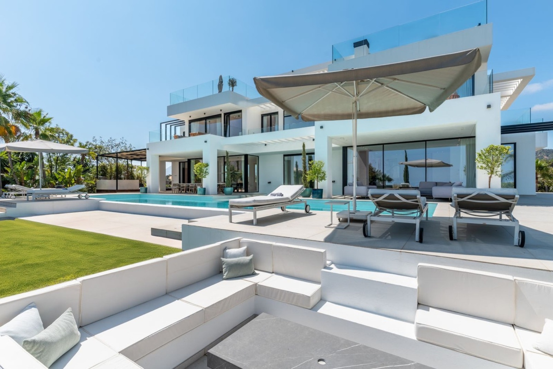 Rynek wtórny - Villa - Estepona - Estepona Centro
