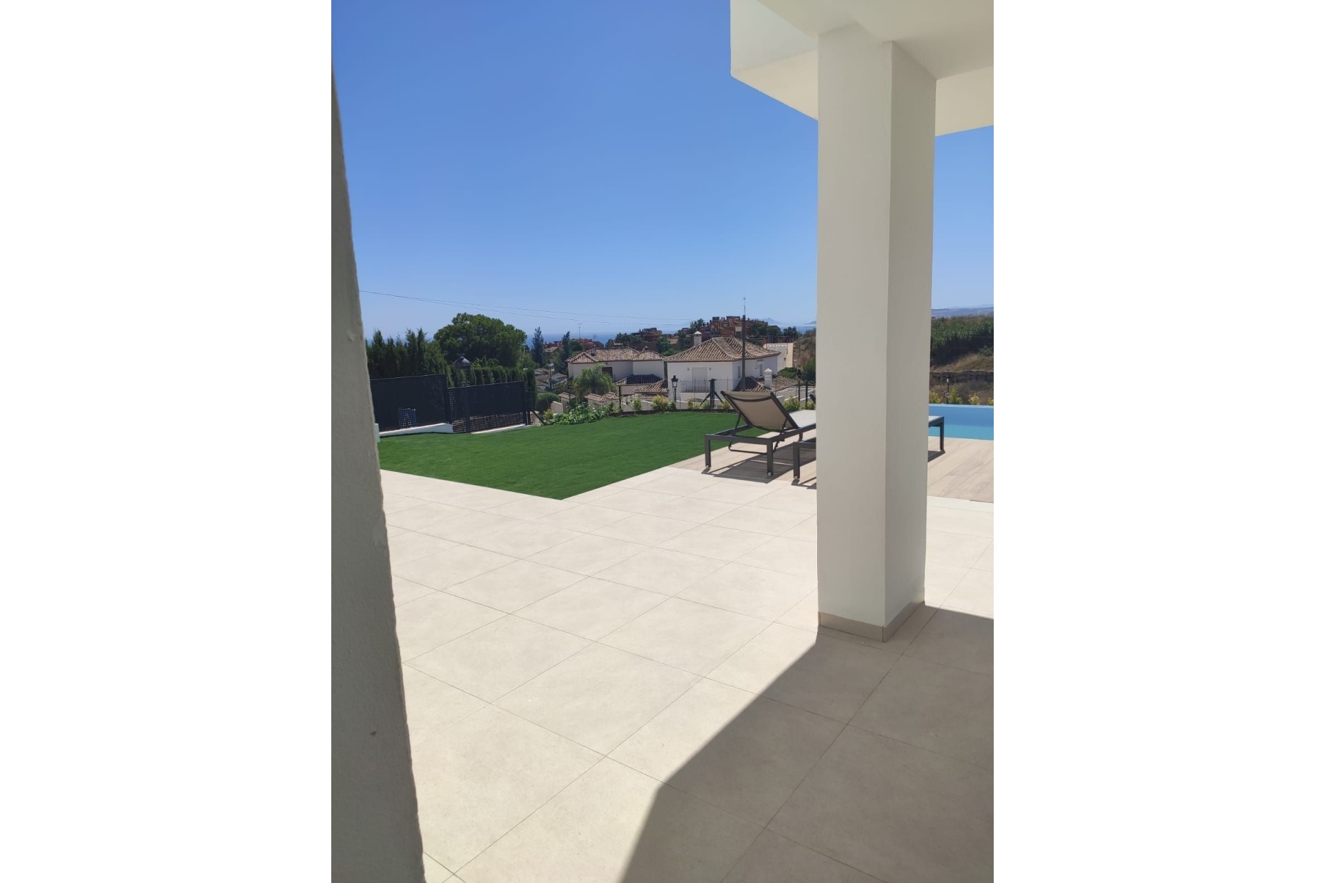 Rynek wtórny - Villa - Estepona - Estepona Centro