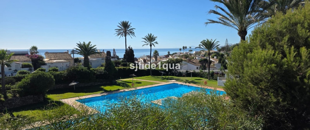 Rynek wtórny - Villa - Estepona - Estepona Centro