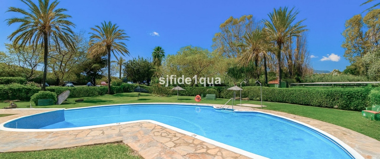 Rynek wtórny - Villa - Estepona - Estepona Centro
