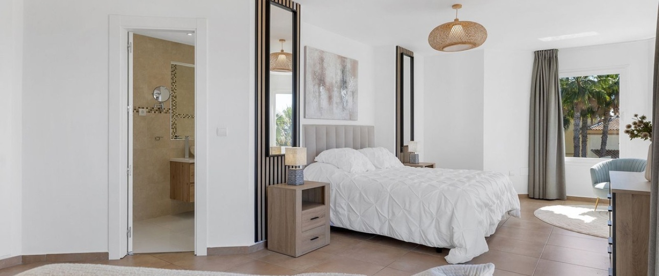 Rynek wtórny - Villa - Estepona - Estepona Centro