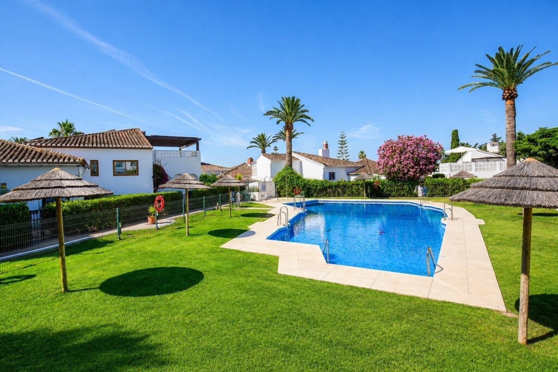 Rynek wtórny - Villa - Estepona - Estepona Centro