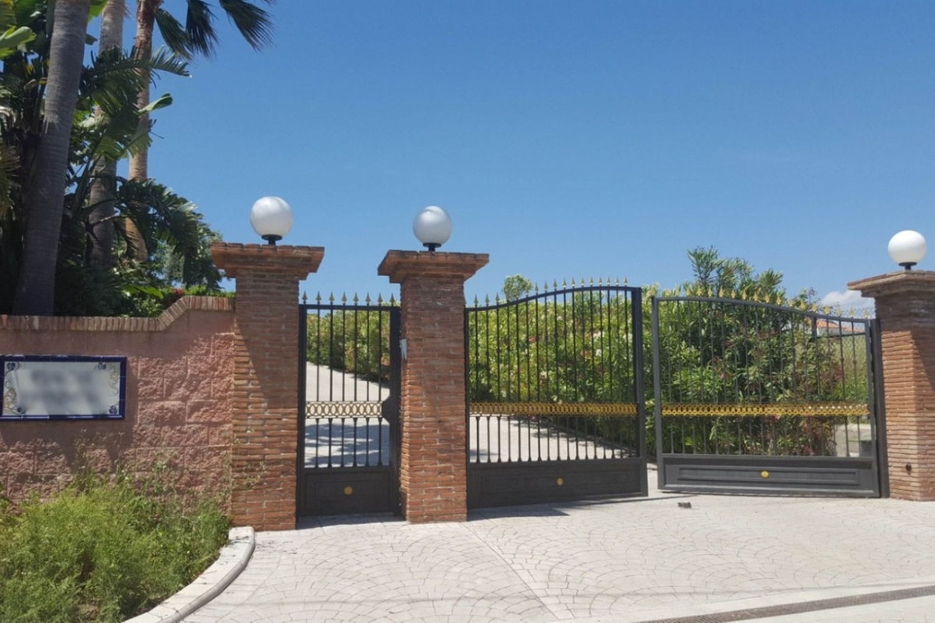 Rynek wtórny - Villa - Estepona - Estepona Centro