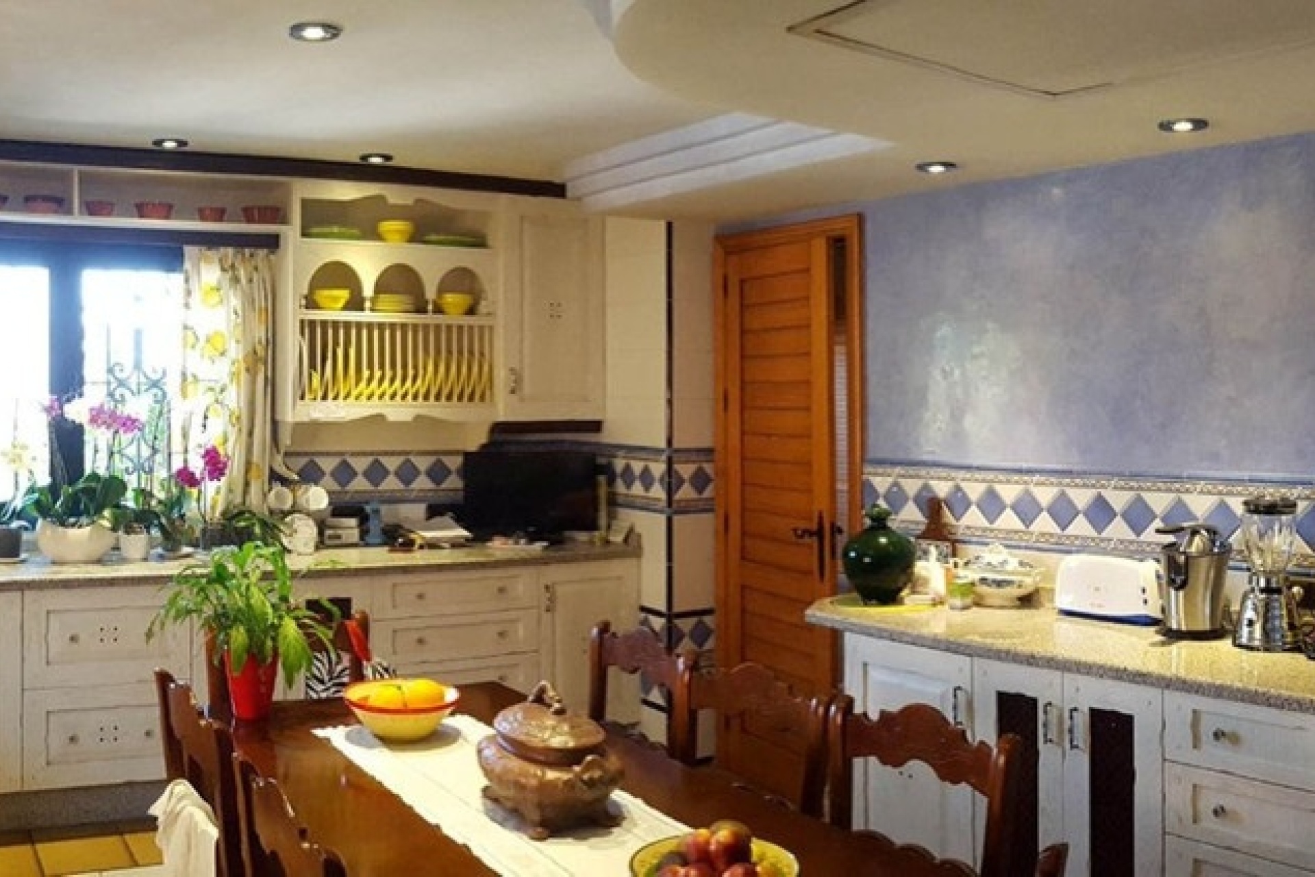 Rynek wtórny - Villa - Estepona - Estepona Centro