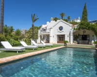 Rynek wtórny - Villa - Estepona - Estepona Centro