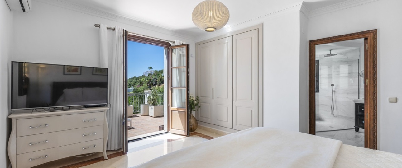 Rynek wtórny - Villa - Estepona - Estepona Centro