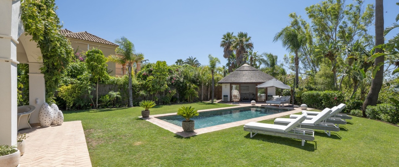 Rynek wtórny - Villa - Estepona - Estepona Centro