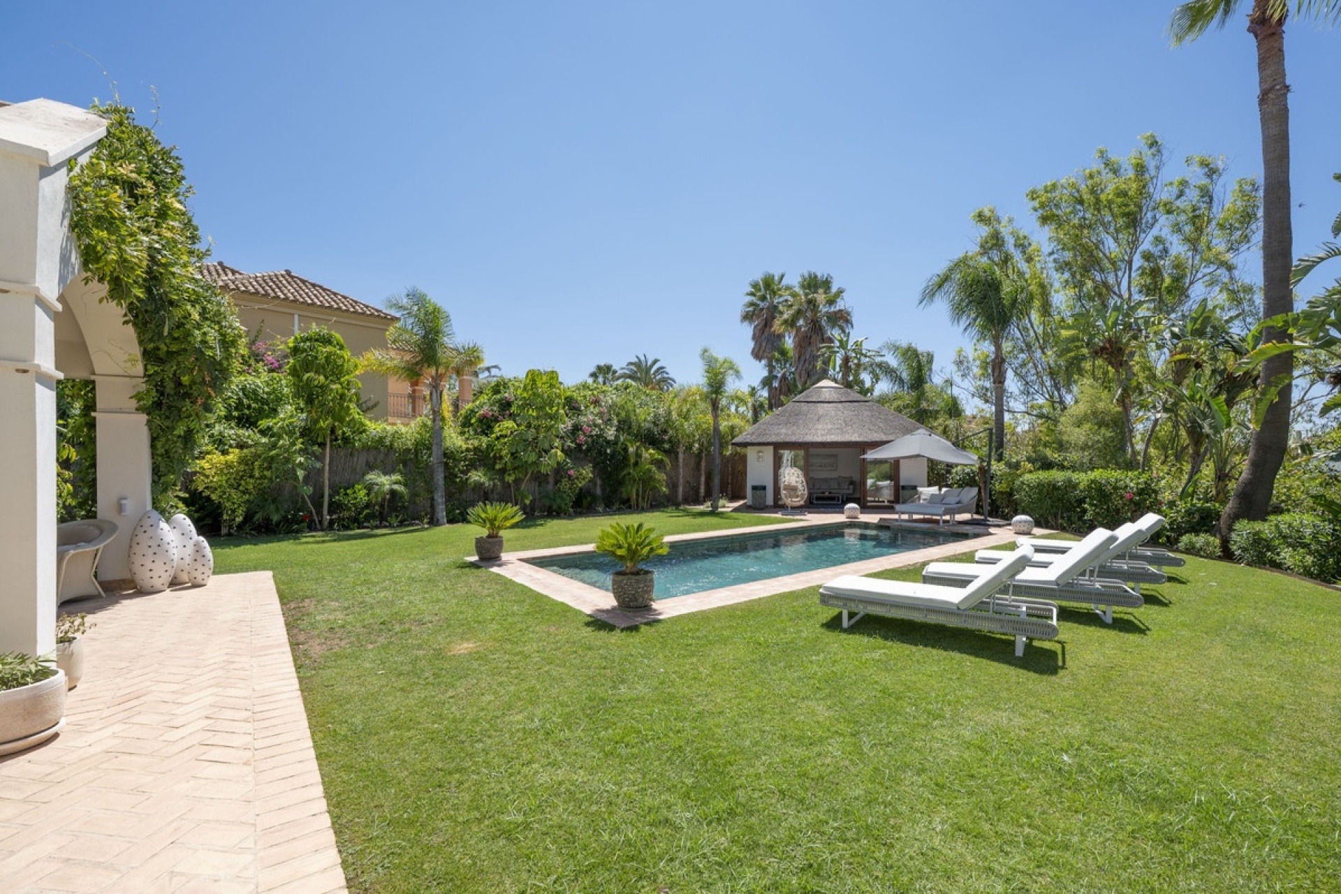 Rynek wtórny - Villa - Estepona - Estepona Centro