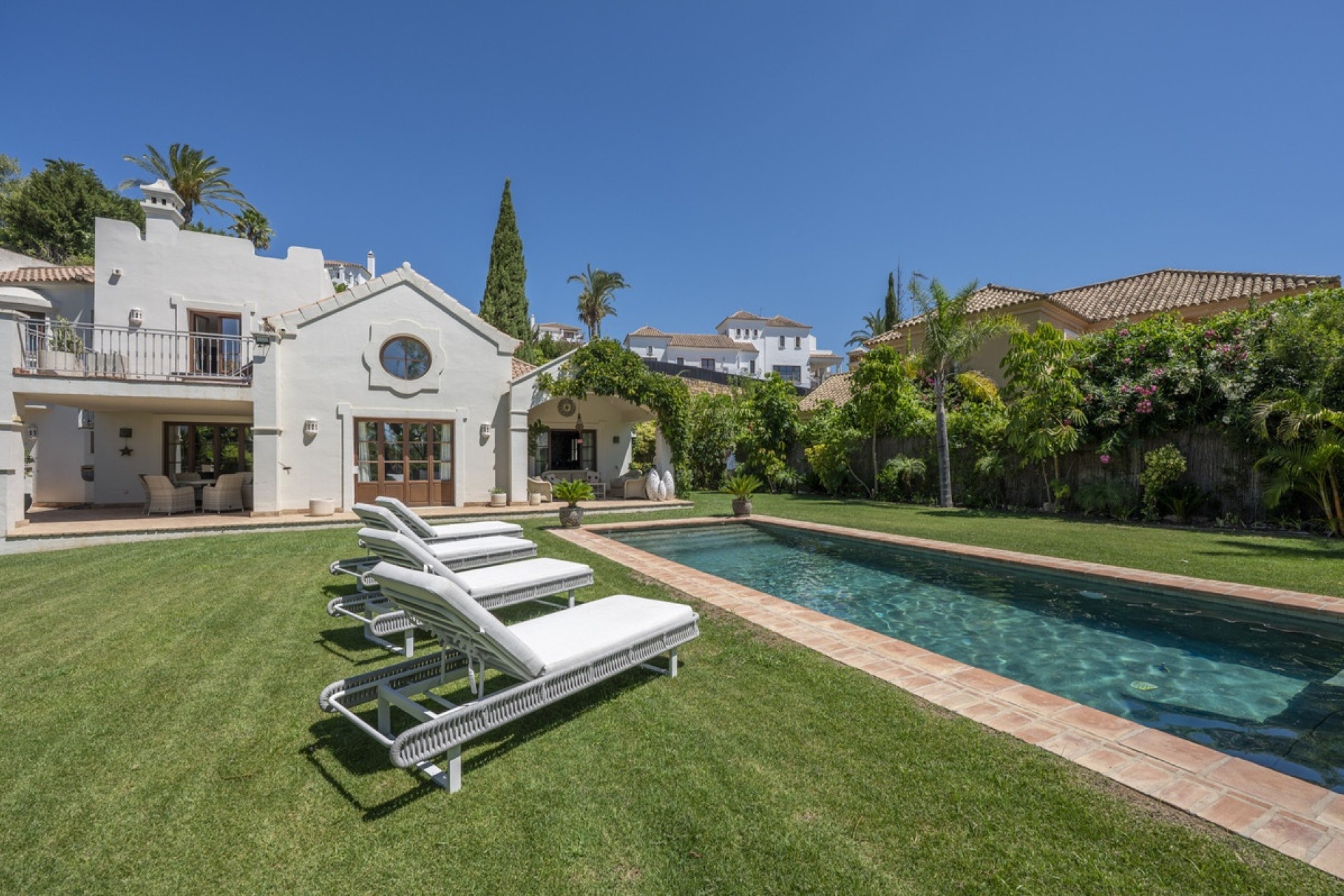 Rynek wtórny - Villa - Estepona - Estepona Centro
