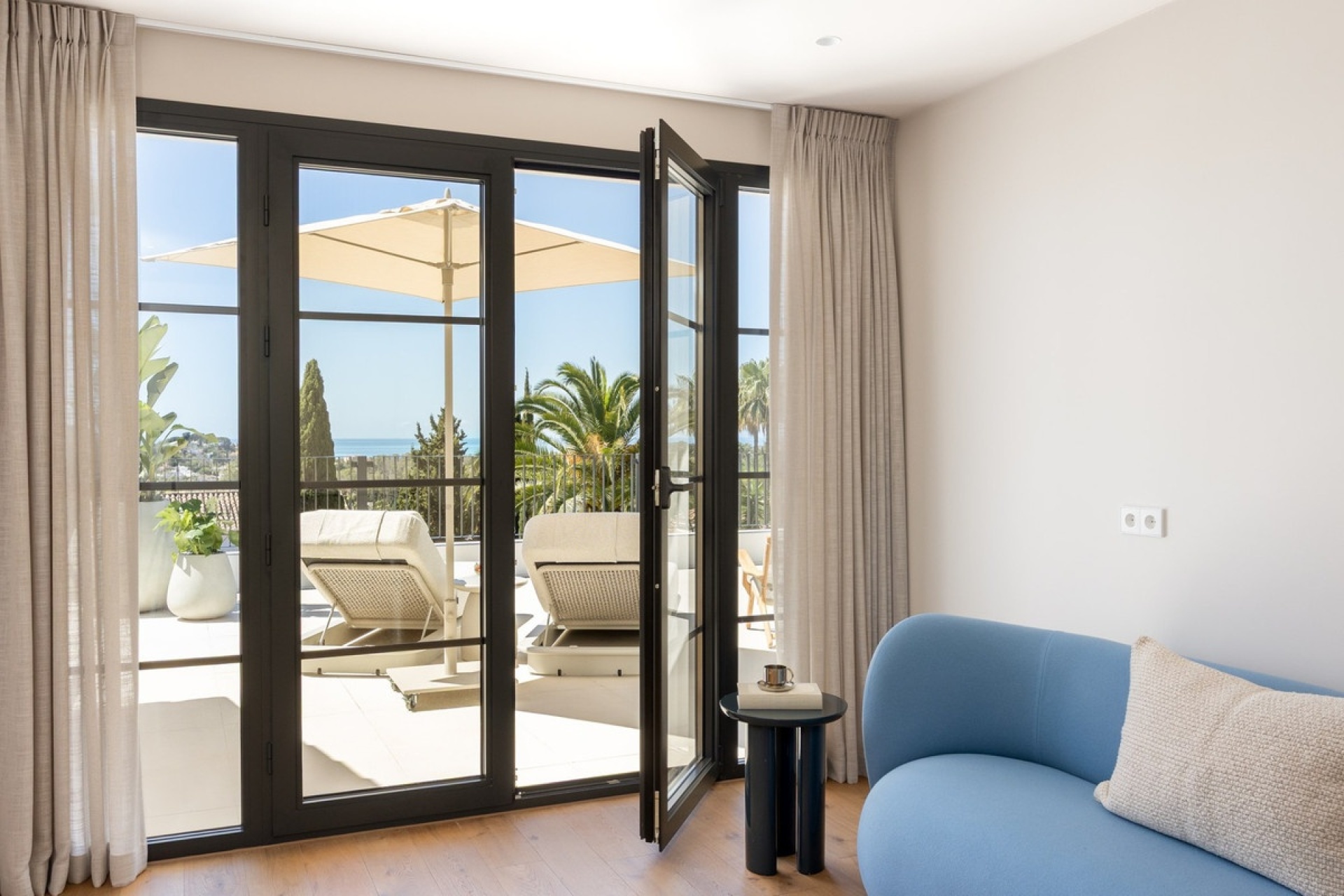 Rynek wtórny - Villa - Estepona - Estepona Centro