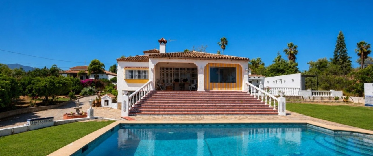 Rynek wtórny - Villa - Estepona - Estepona Centro