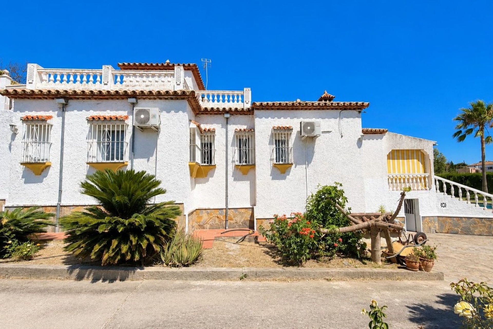 Rynek wtórny - Villa - Estepona - Estepona Centro