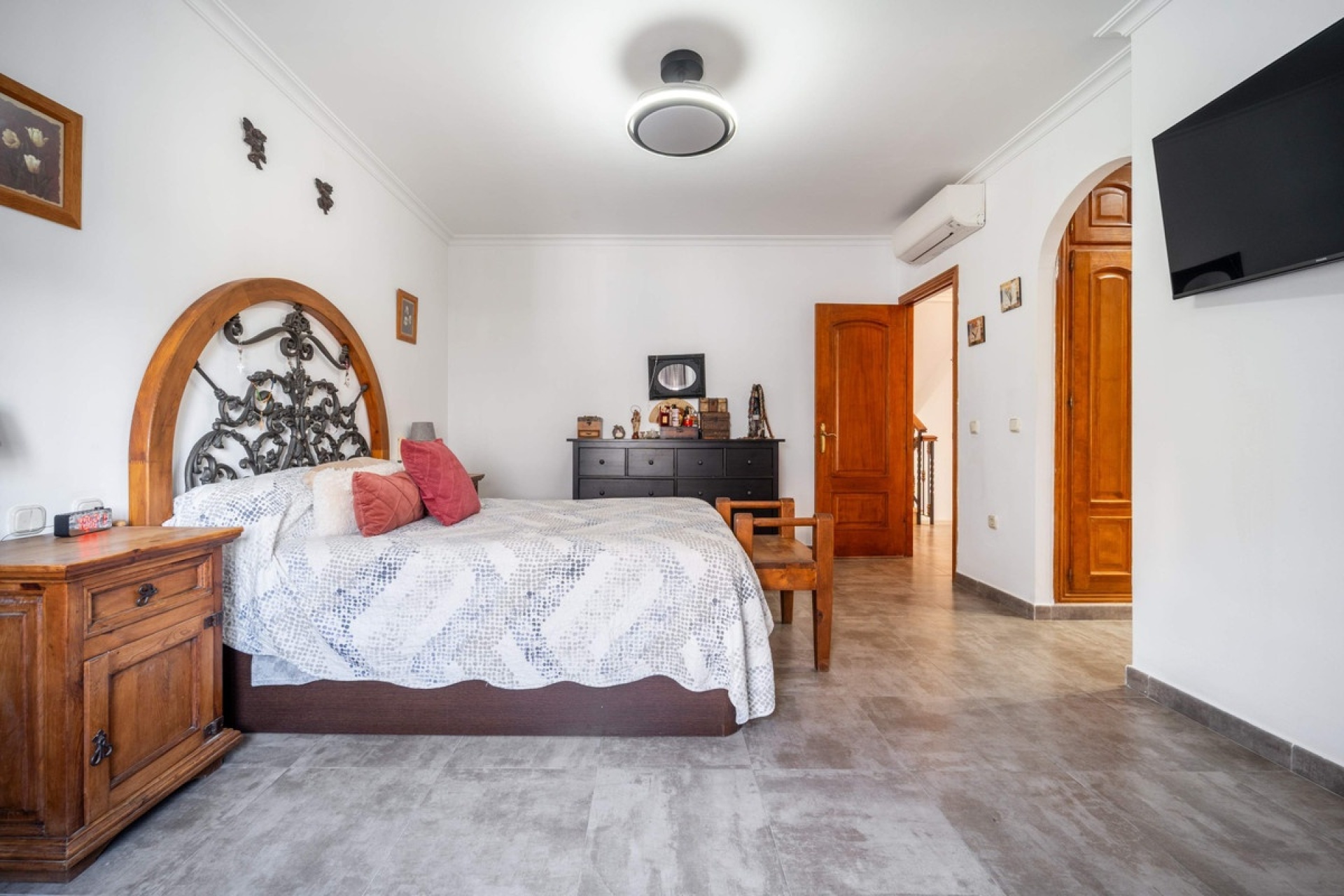 Rynek wtórny - Villa - Estepona - Estepona Centro