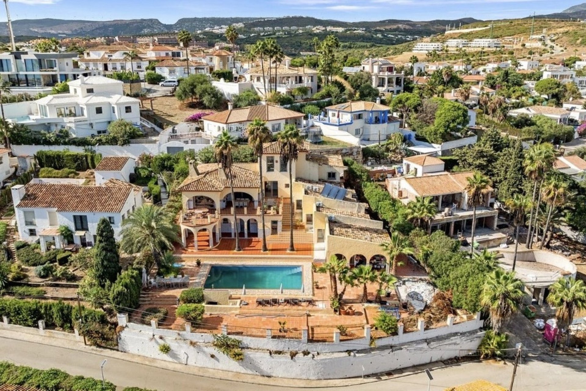 Rynek wtórny - Villa - Estepona - Estepona Centro