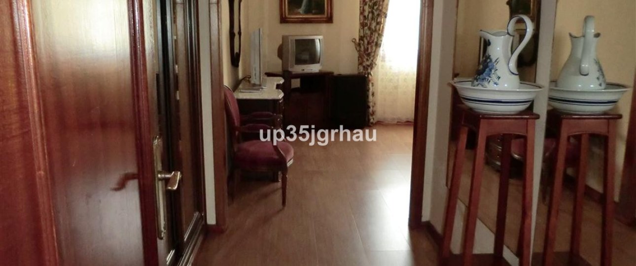 Rynek wtórny - Villa - Estepona - Estepona Centro