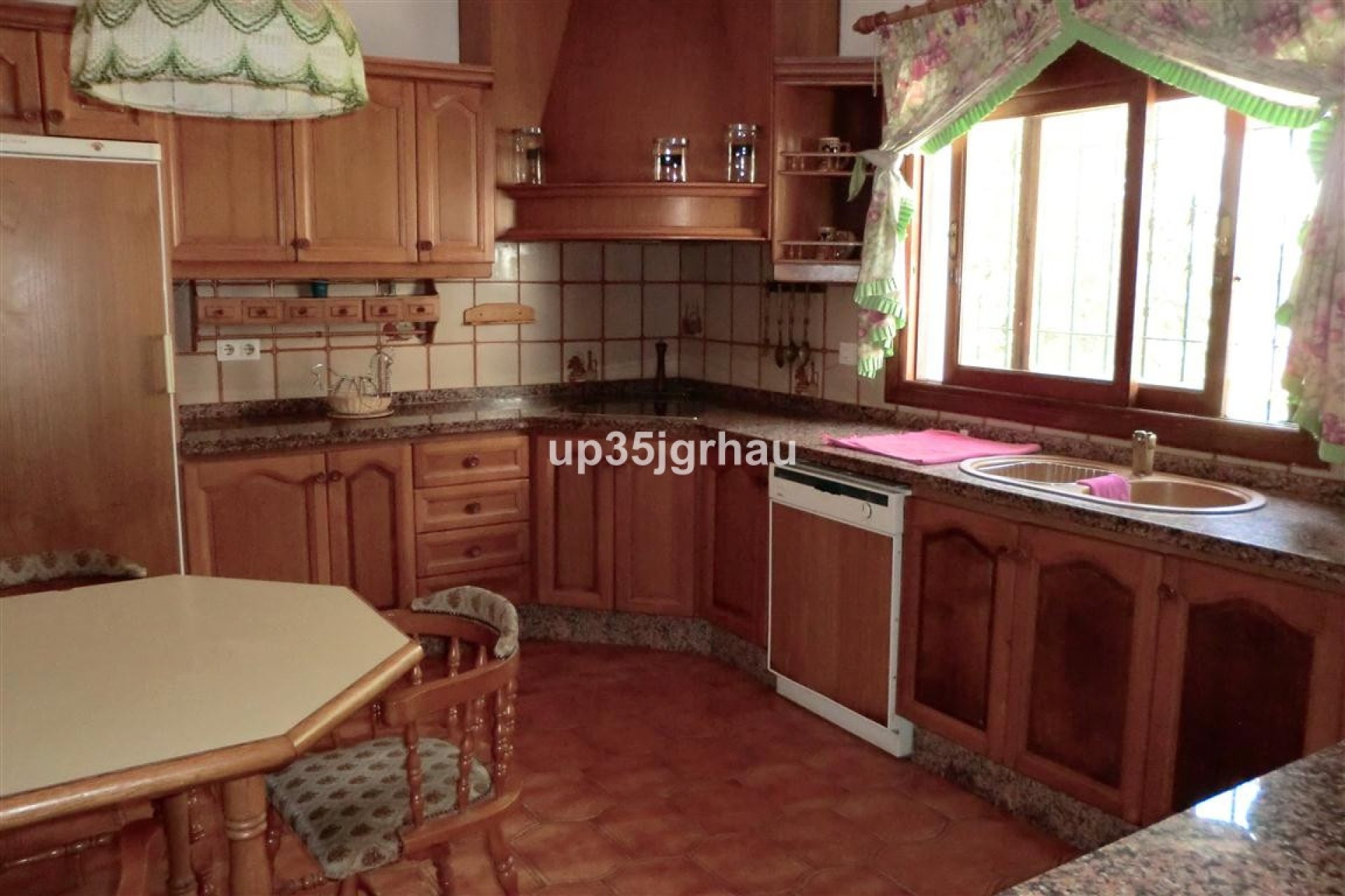 Rynek wtórny - Villa - Estepona - Estepona Centro