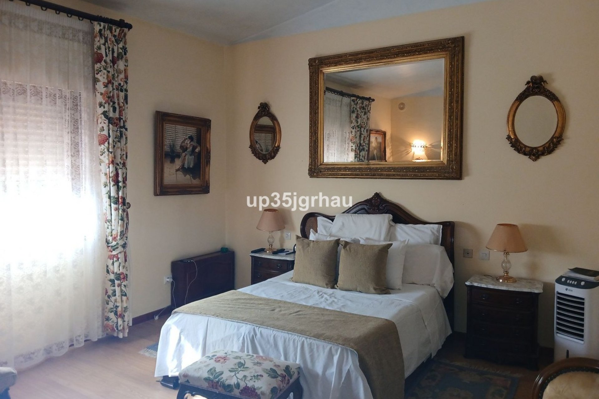 Rynek wtórny - Villa - Estepona - Estepona Centro