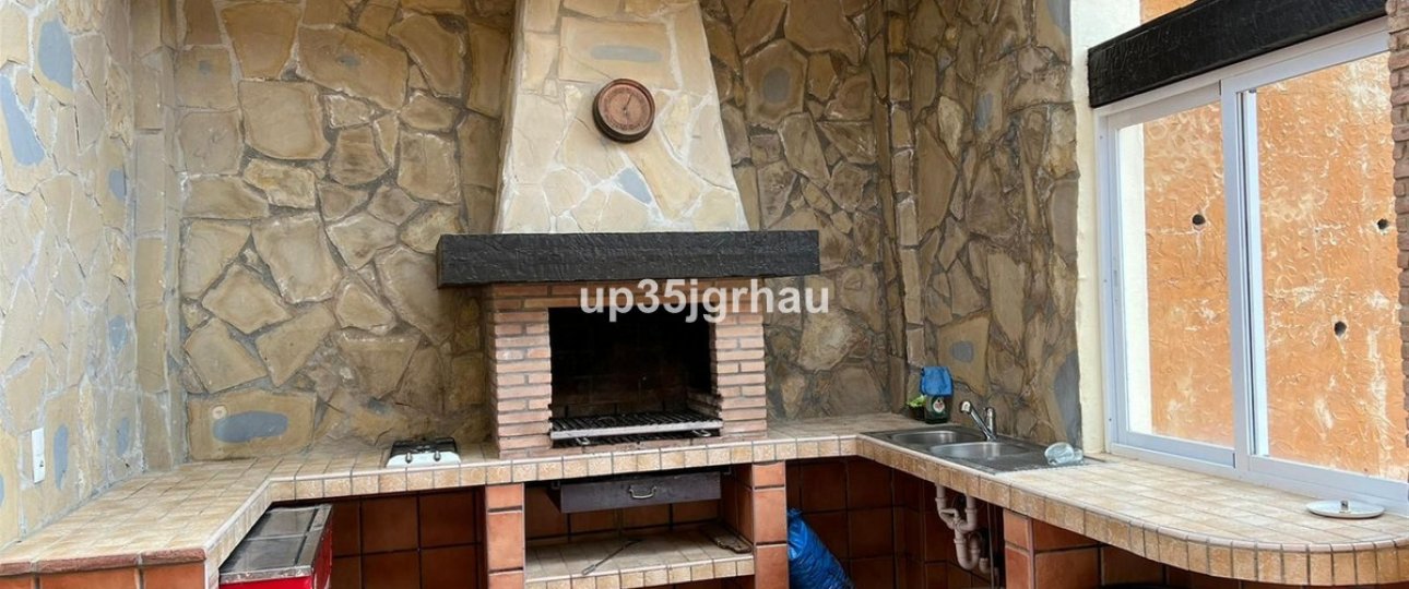 Rynek wtórny - Villa - Estepona - Estepona Centro
