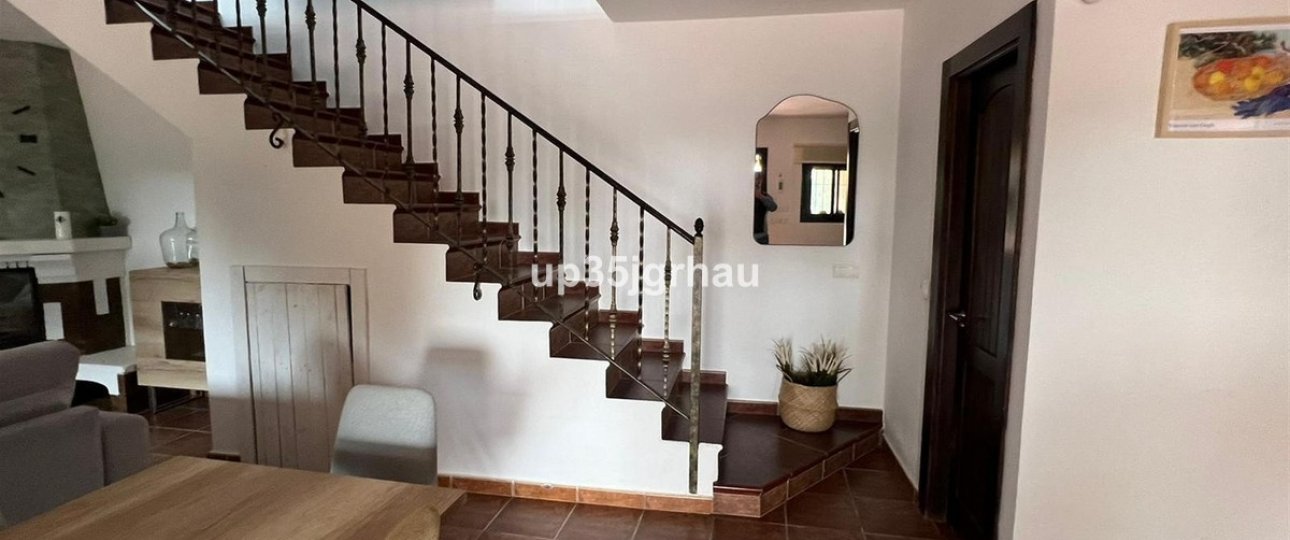 Rynek wtórny - Villa - Estepona - Estepona Centro