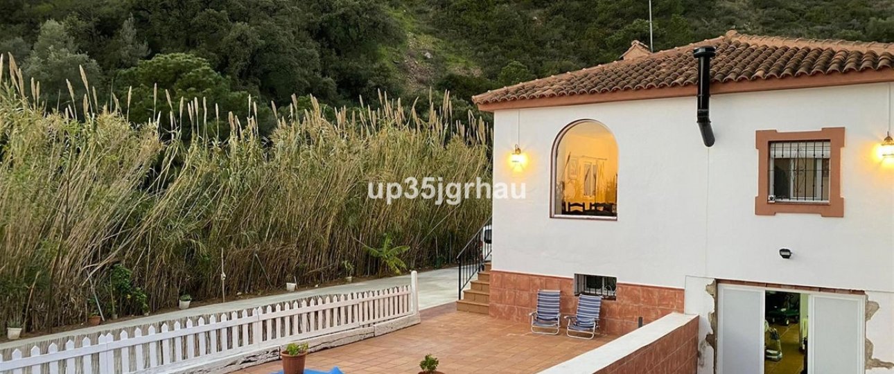 Rynek wtórny - Villa - Estepona - Estepona Centro