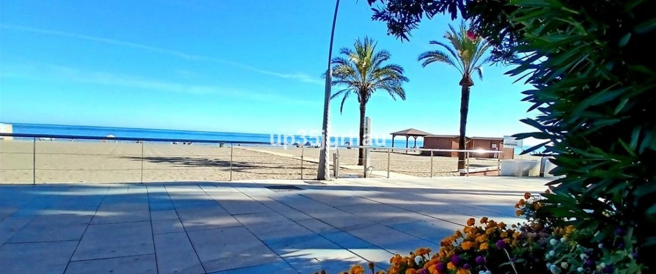 Rynek wtórny - Villa - Estepona - Estepona Centro