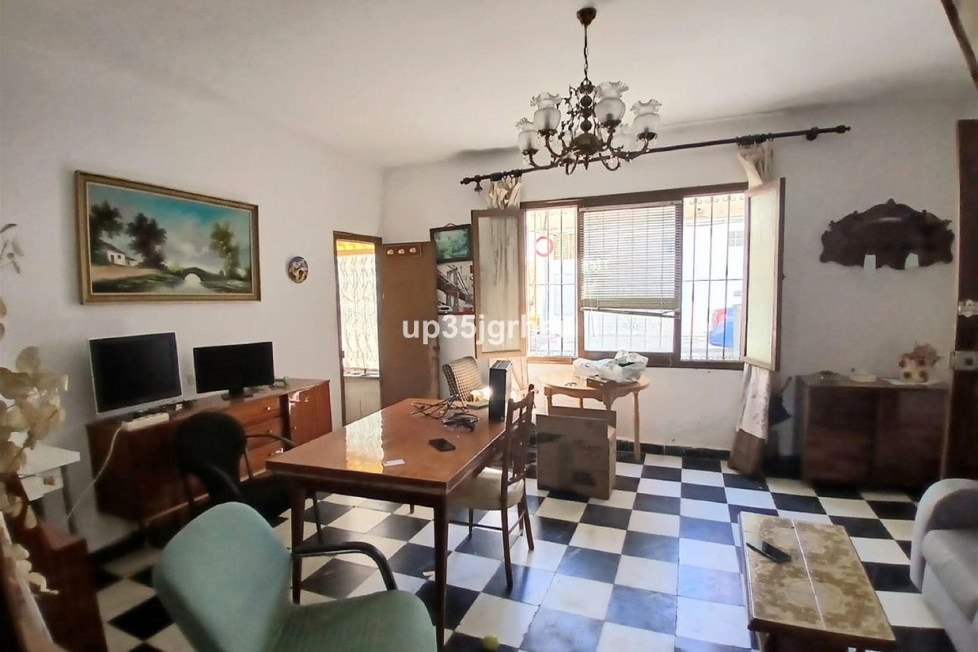 Rynek wtórny - Villa - Estepona - Estepona Centro