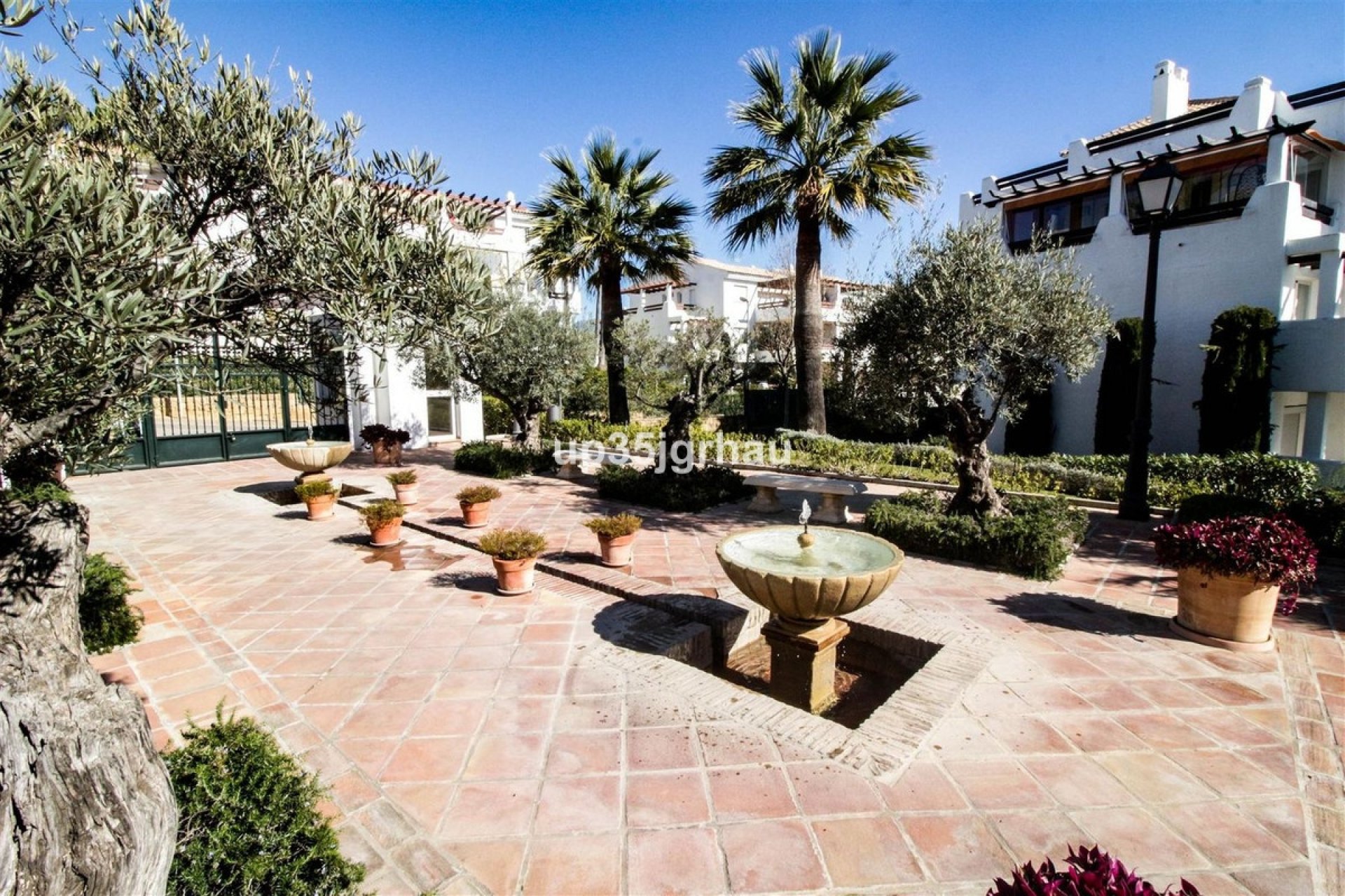 Rynek wtórny - Villa - Estepona - Estepona Centro