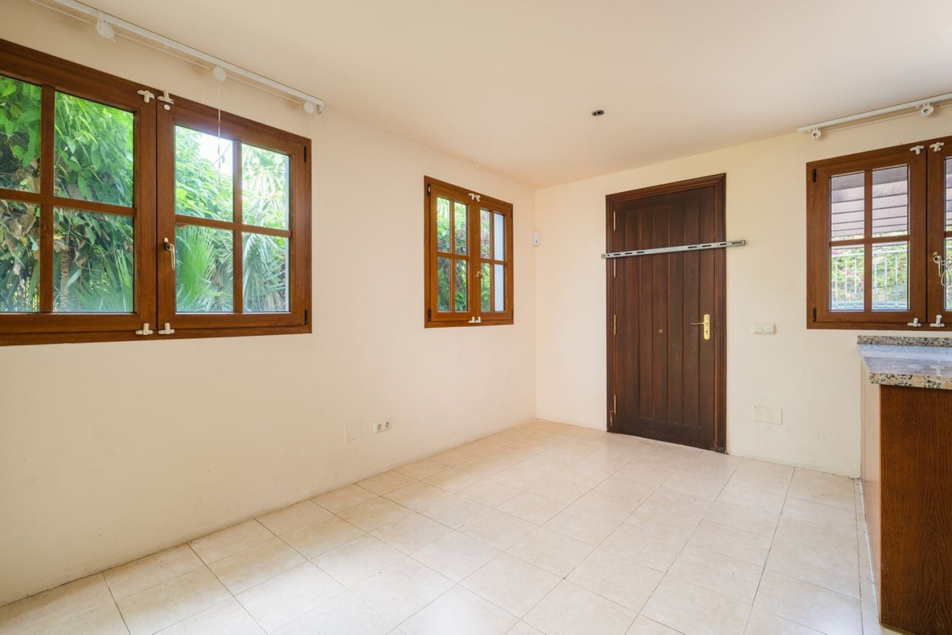 Rynek wtórny - Villa - Estepona - Estepona Centro