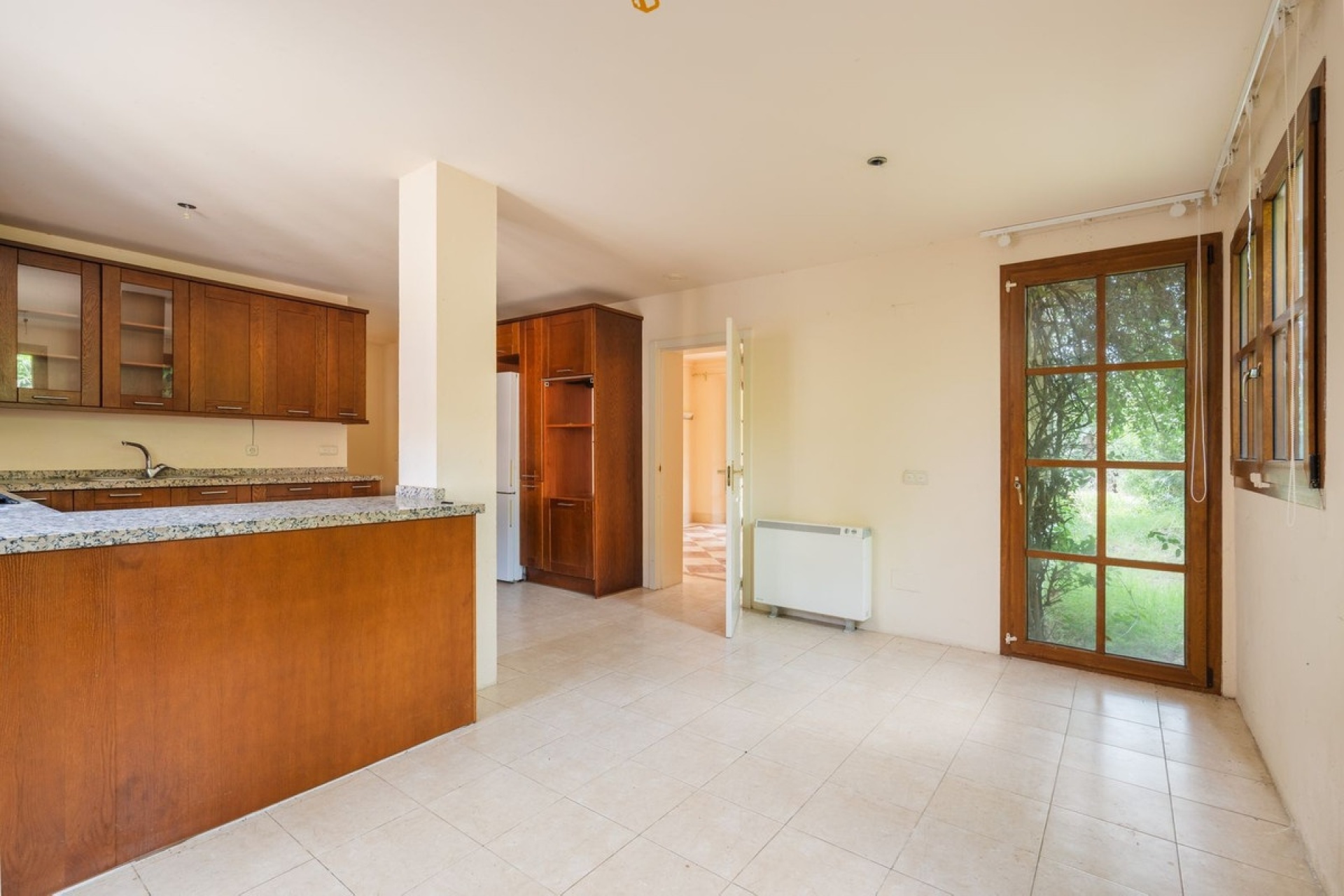 Rynek wtórny - Villa - Estepona - Estepona Centro