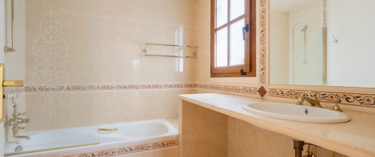 Rynek wtórny - Villa - Estepona - Estepona Centro