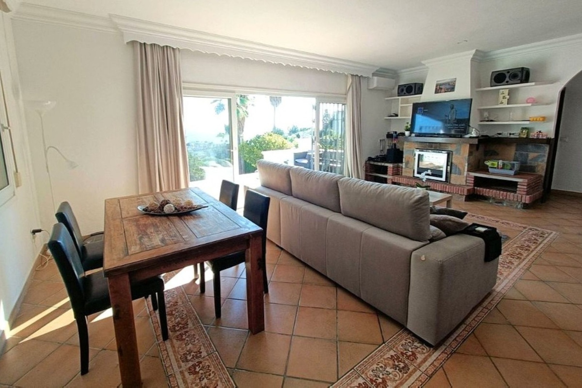 Rynek wtórny - Villa - Estepona - Estepona Centro
